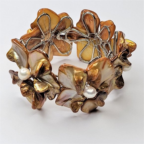 Orange Adjustable Cuff Bracelet with with Dyed Shell Petals & Pearls Bangle - Picture 9 of 15